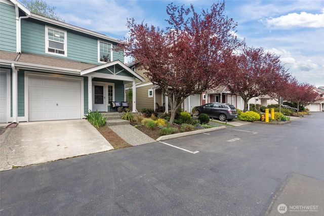 10617 NE Kingston Meadows Circle, Kingston, WA 98346