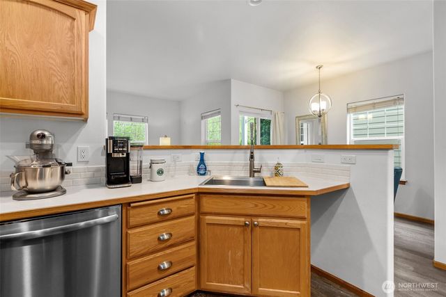 10617 NE Kingston Meadows Circle, Kingston, WA 98346