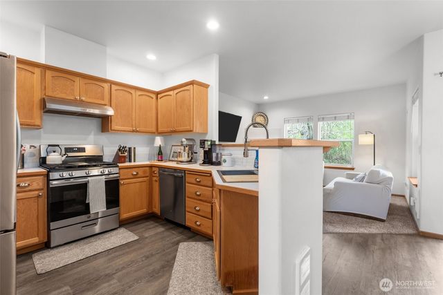 10617 NE Kingston Meadows Circle, Kingston, WA 98346