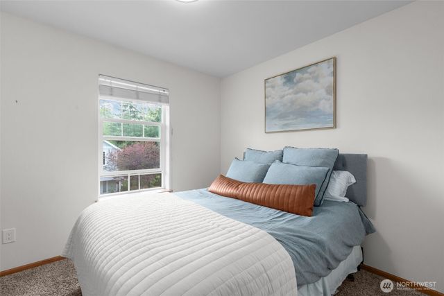 10617 NE Kingston Meadows Circle, Kingston, WA 98346