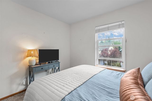 10617 NE Kingston Meadows Circle, Kingston, WA 98346