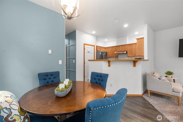 10617 NE Kingston Meadows Circle, Kingston, WA 98346