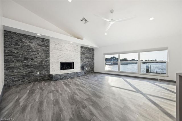 5030 Harborage DR, Fort Myers, FL 33908