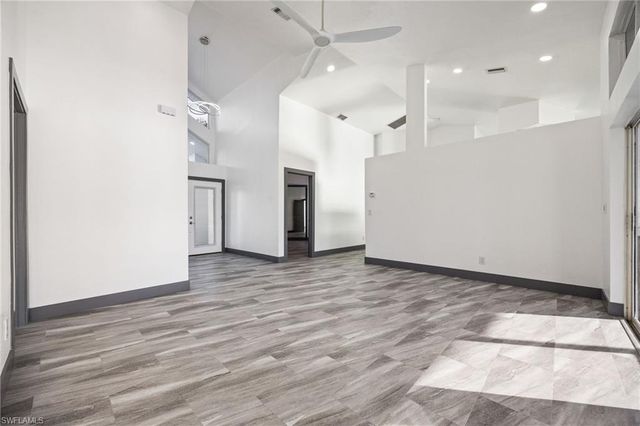 5030 Harborage DR, Fort Myers, FL 33908