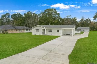 16035 Alford Dr, Greenwell Springs, LA 70739