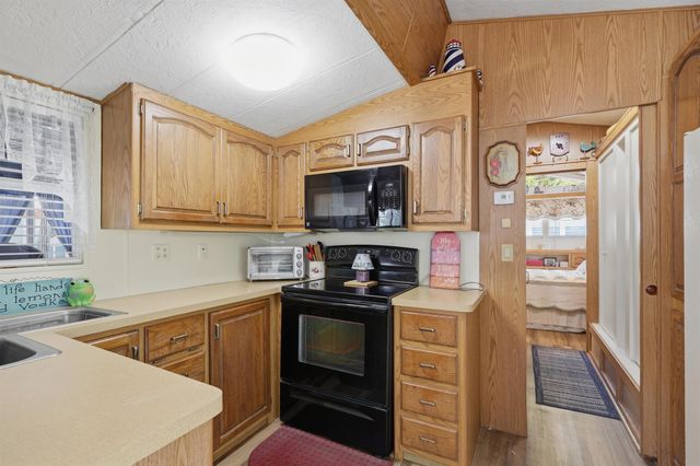 308 State Route 286 Unit 24, Seabrook, NH 03874