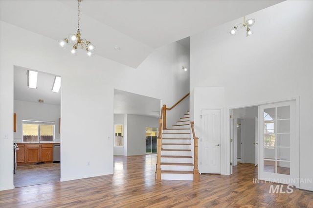 36 S Bonner St, Nampa, ID 83651