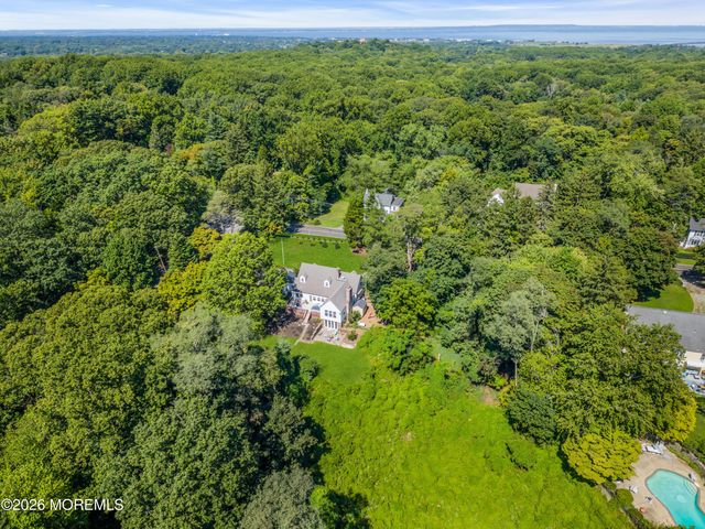 345 Chapel Hill Road, Atlantic Highlands, NJ 07716