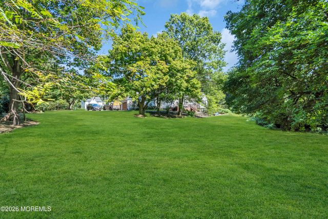 345 Chapel Hill Road, Atlantic Highlands, NJ 07716