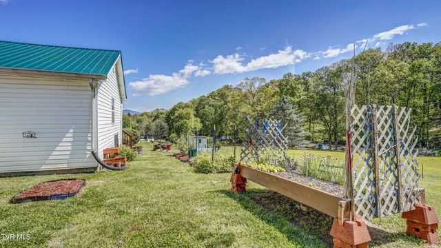 2545 Siam Road, Elizabethton, TN 37643