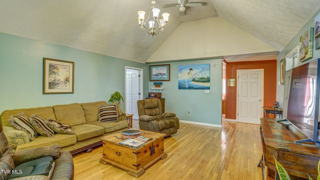 2545 Siam Road, Elizabethton, TN 37643