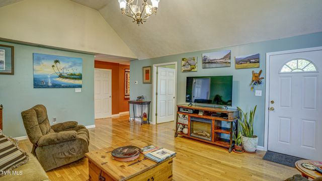 2545 Siam Road, Elizabethton, TN 37643