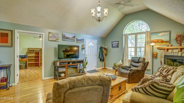 2545 Siam Road, Elizabethton, TN 37643