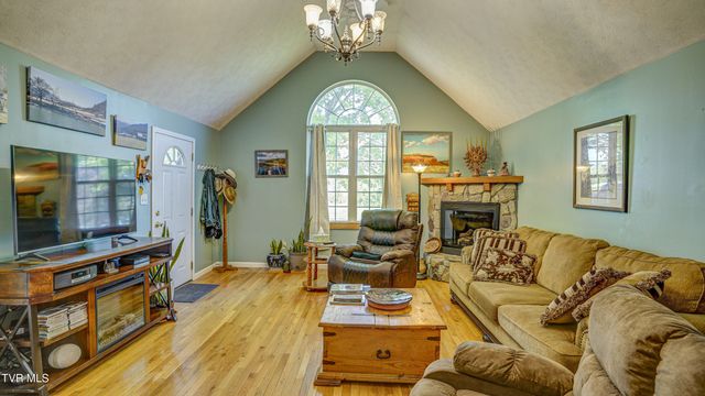 2545 Siam Road, Elizabethton, TN 37643