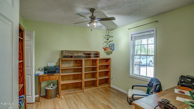 2545 Siam Road, Elizabethton, TN 37643