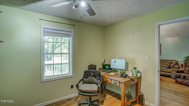 2545 Siam Road, Elizabethton, TN 37643