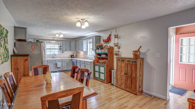 2545 Siam Road, Elizabethton, TN 37643