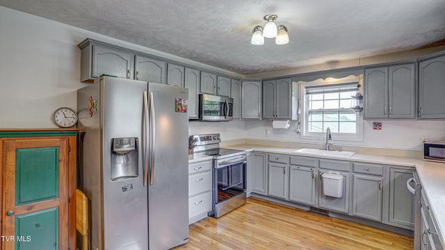 2545 Siam Road, Elizabethton, TN 37643