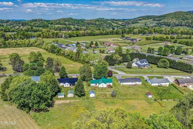 2545 Siam Road, Elizabethton, TN 37643