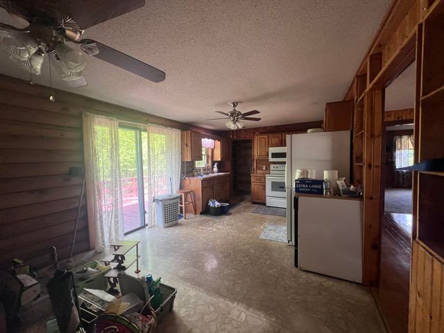 4900 E Kentucky 904, Williamsburg, KY 40769