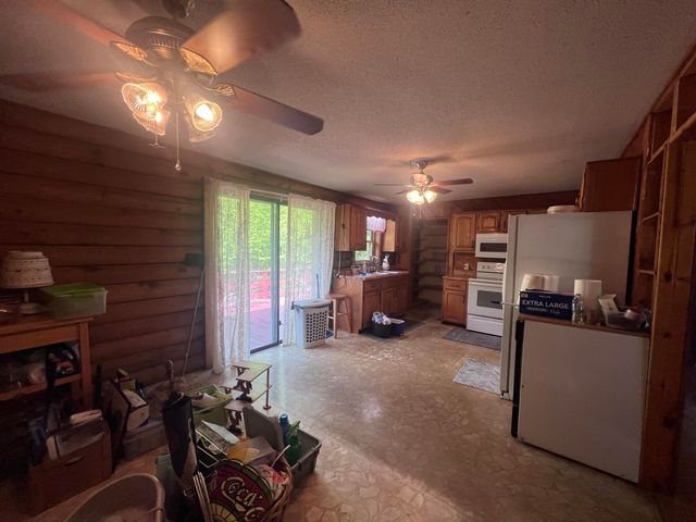 4900 E Kentucky 904, Williamsburg, KY 40769