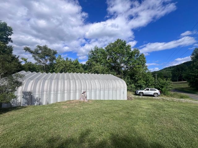 4900 E Kentucky 904, Williamsburg, KY 40769