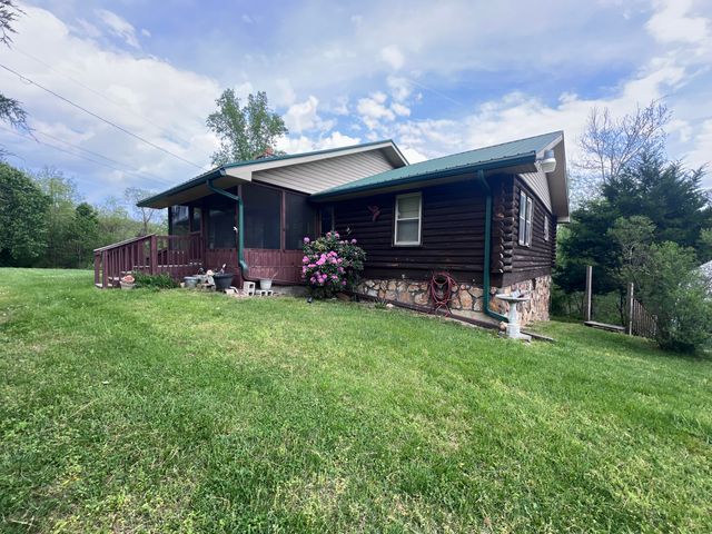 4900 E Kentucky 904, Williamsburg, KY 40769