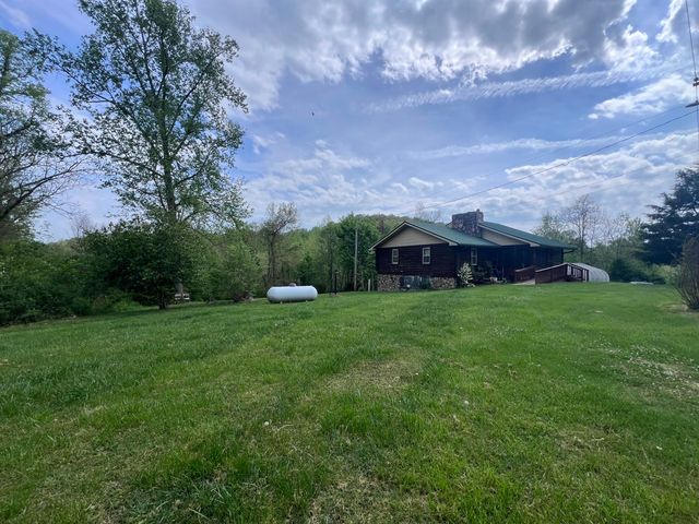 4900 E Kentucky 904, Williamsburg, KY 40769