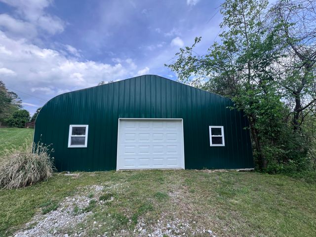 4900 E Kentucky 904, Williamsburg, KY 40769