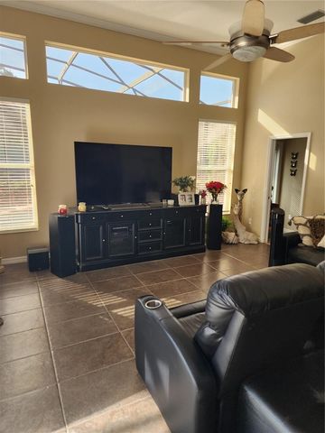 3833 EMERALD ESTATES CIRCLE, Apopka, FL 32703