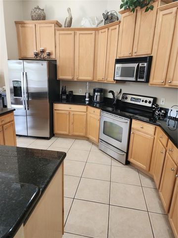 3833 EMERALD ESTATES CIRCLE, Apopka, FL 32703