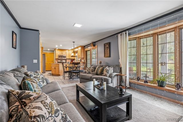 175 Parkhaven Drive, Amherst, NY 14228