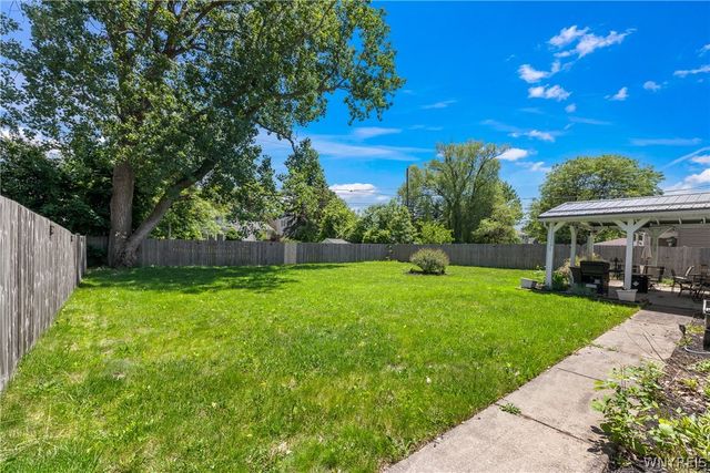 175 Parkhaven Drive, Amherst, NY 14228