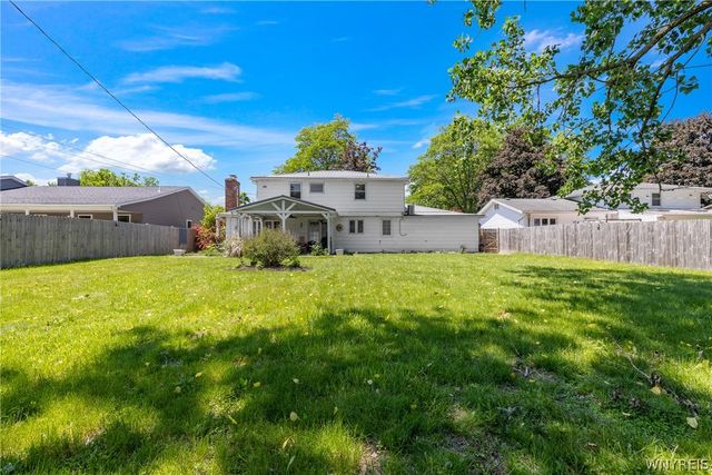 175 Parkhaven Drive, Amherst, NY 14228