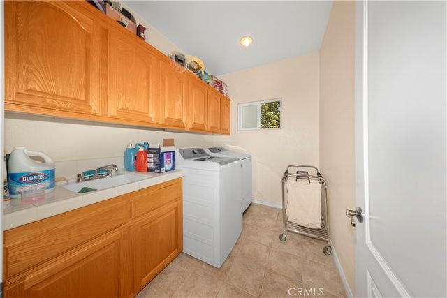 24720 Glenbrook Court, Moreno Valley, CA 92551
