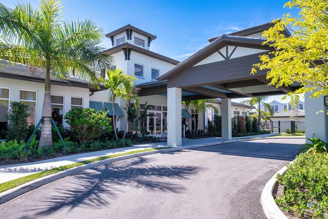 2000 Stirling Road 3-204, Hollywood, FL 33020