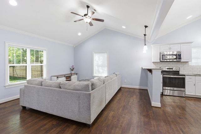 300 Timmons St, Nashville, TN 37211