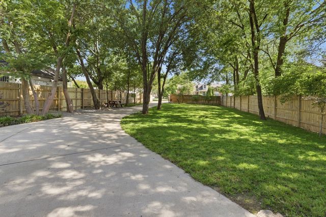 300 Timmons St, Nashville, TN 37211