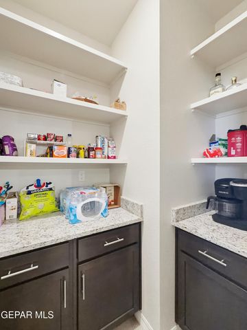 1664 SAM DOMINGUEZ Street, El Paso, TX 79928