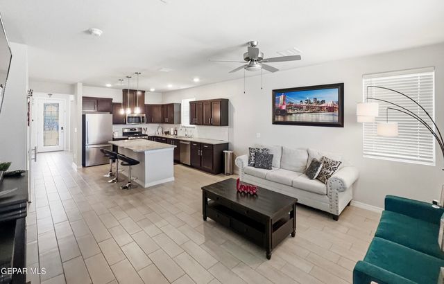 1664 SAM DOMINGUEZ Street, El Paso, TX 79928