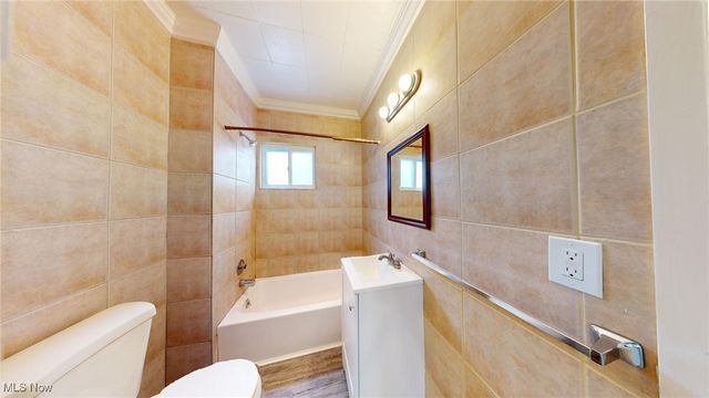 4500 W 39th Street, Cleveland, OH 44109