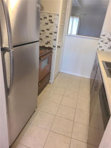 1394 Wood S Circle, Morrow, GA 30260