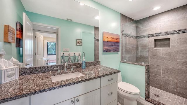 1200 EAST PEPPERTREE LANE 302, Sarasota, FL 34242