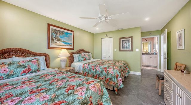 1200 EAST PEPPERTREE LANE 302, Sarasota, FL 34242