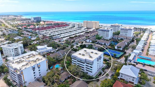 1200 EAST PEPPERTREE LANE 302, Sarasota, FL 34242