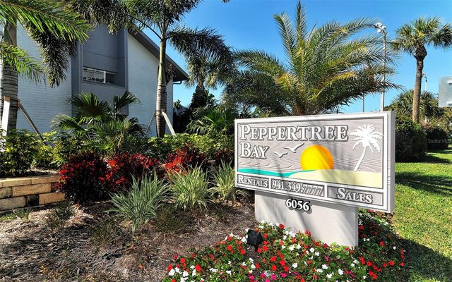 1200 EAST PEPPERTREE LANE 302, Sarasota, FL 34242