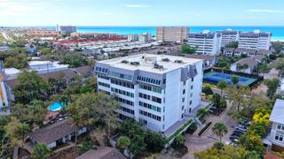 1200 EAST PEPPERTREE LANE 302, Sarasota, FL 34242