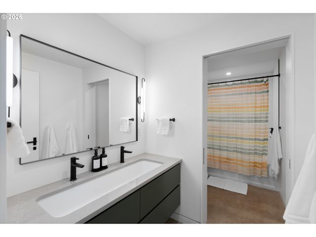 12320 Sw RIVERVIEW Ln, Wilsonville, OR 97070