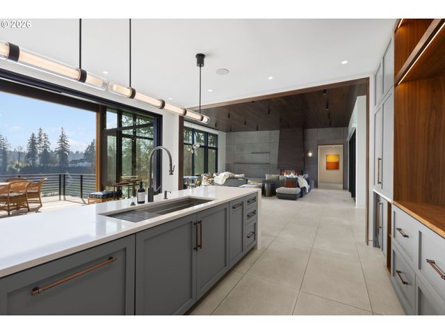 12320 Sw RIVERVIEW Ln, Wilsonville, OR 97070