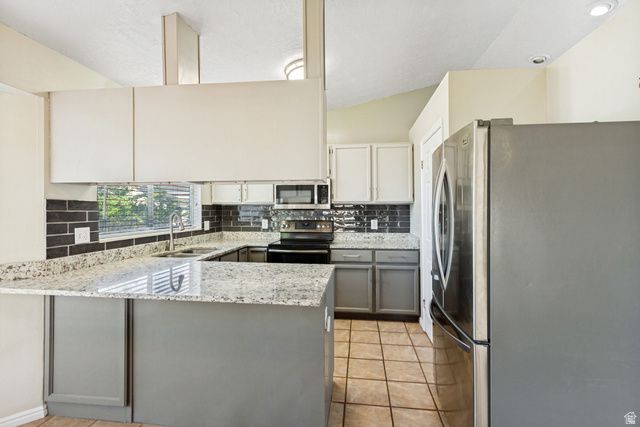4541 W 6015 S, Kearns, UT 84118